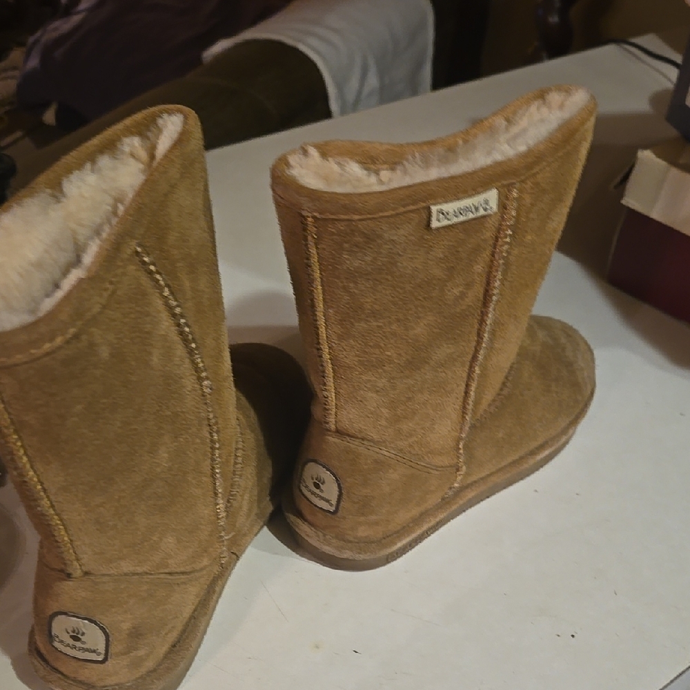 Bearpaw Tan Suede Boots